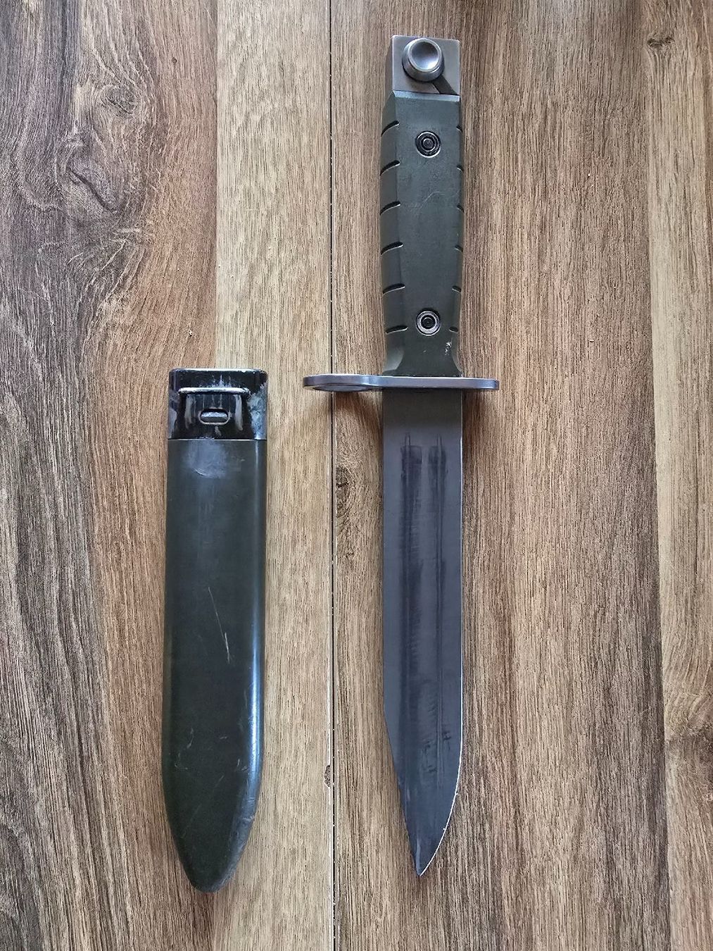 Schweizer Armee Stichwaffen: Bajonett 90er/Wenger – Gebraucht aus Burgistein von maia13 2