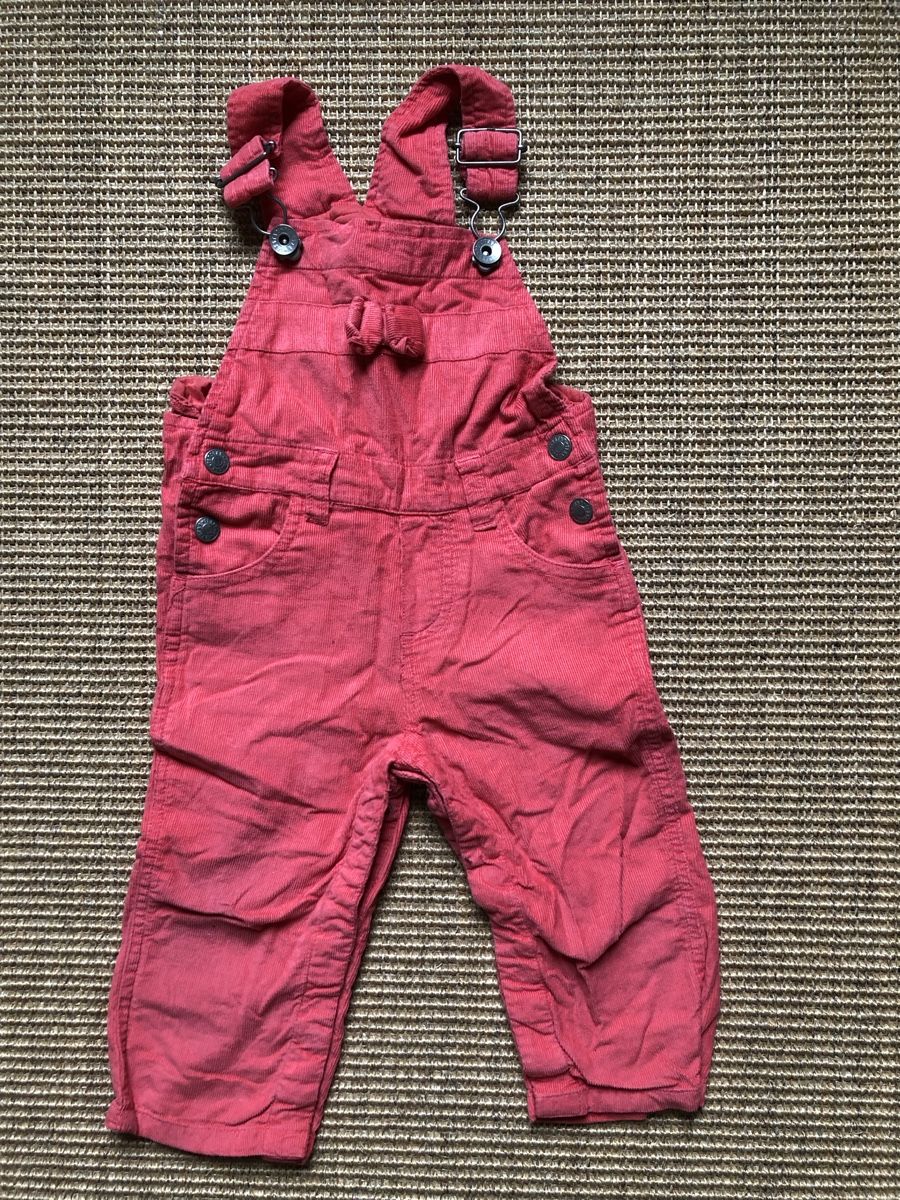 Hosen: Lachsrosa Latzhose Grösse 80 – Gebraucht aus Zürich von EliseSchmitz