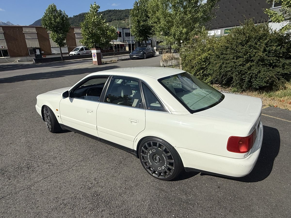 Audi Automobili: AUDI A6 Quattro V6 2.8L collector – Usato da Val-d'Illiez venduto da LuckLuc 1