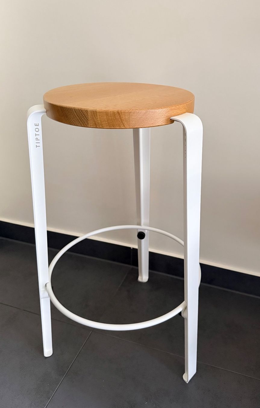Sgabelli: Tabouret de bar TIPTOE modèle LOU – Usato da Genève venduto da Eduard.K