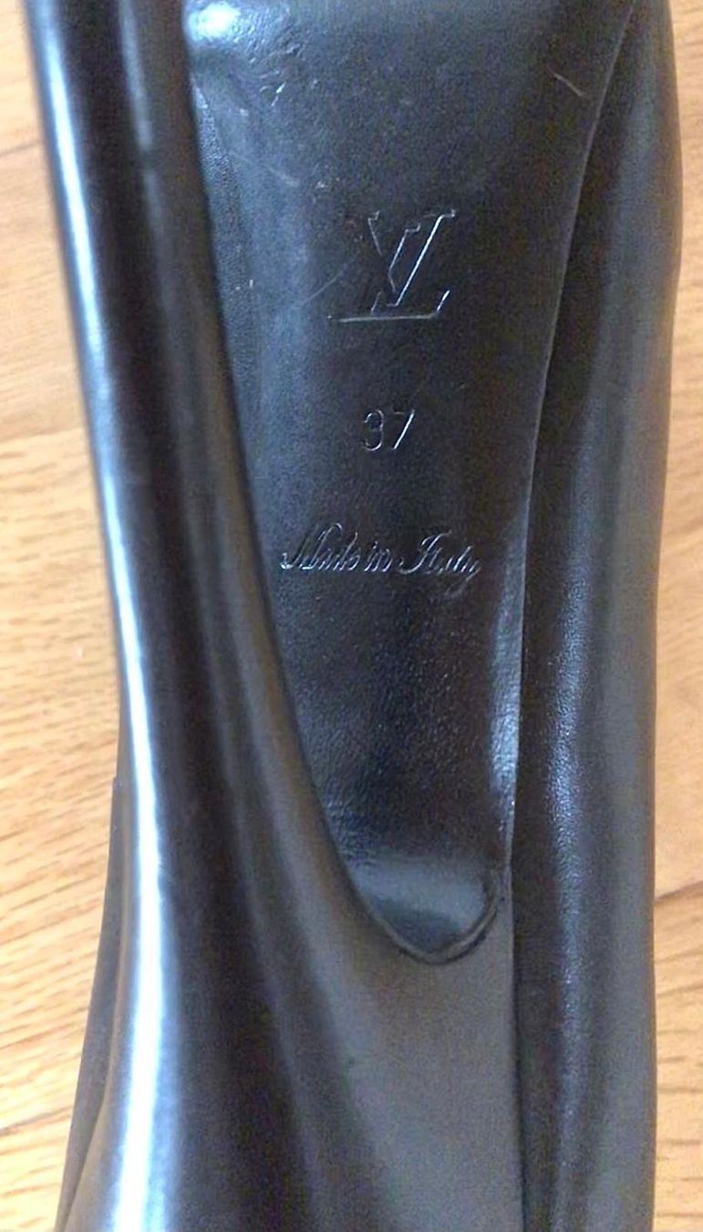 Louis Vuitton Scarpe da donna: Louis Vuitton, originale Leder-Pumps – Usato da Dübendorf venduto da Tambalori 5