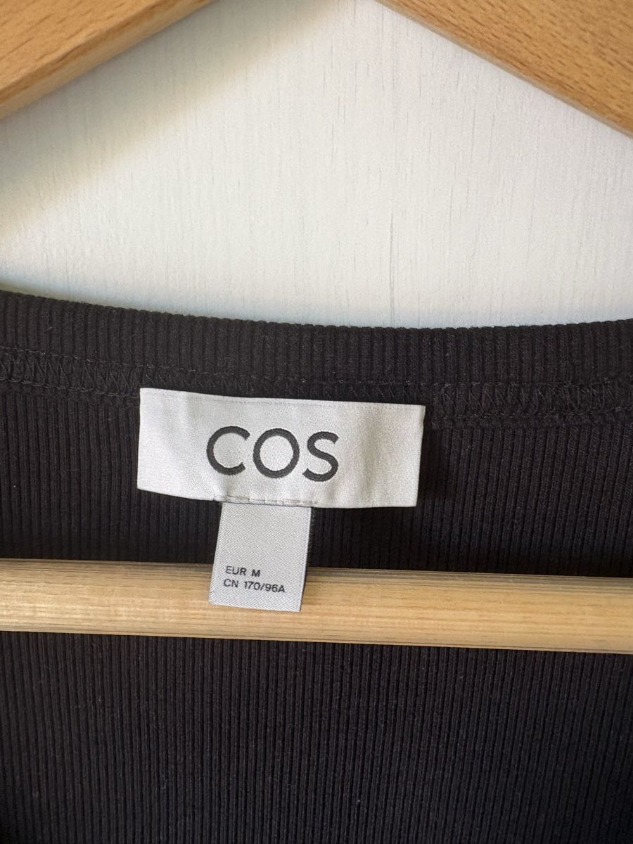 Cos Top: COS Tanktop schwarz Grösse M – Usato da Zürich venduto da Rpapad 1