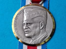 General Eisenhower 1969 (R513)