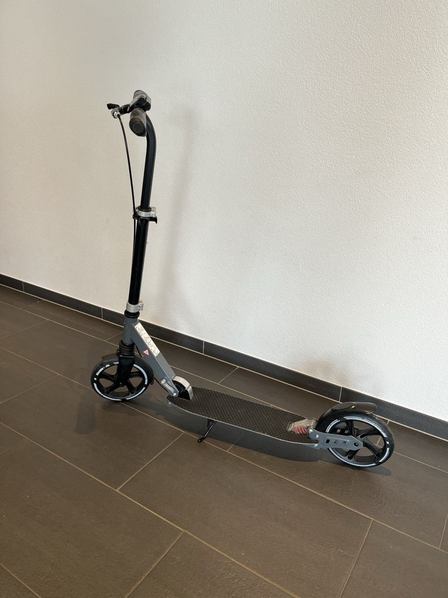 Kickboard: Scooter – Usato da Rottenschwil venduto da gle81 1