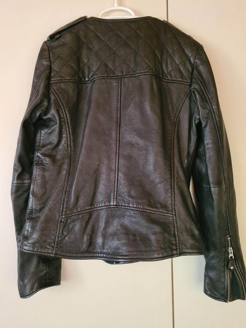 Giacche: COTTON CANDY LEDERJACKE SCHWARZ GR.S – Usato da Adlikon venduto da jahr01 4