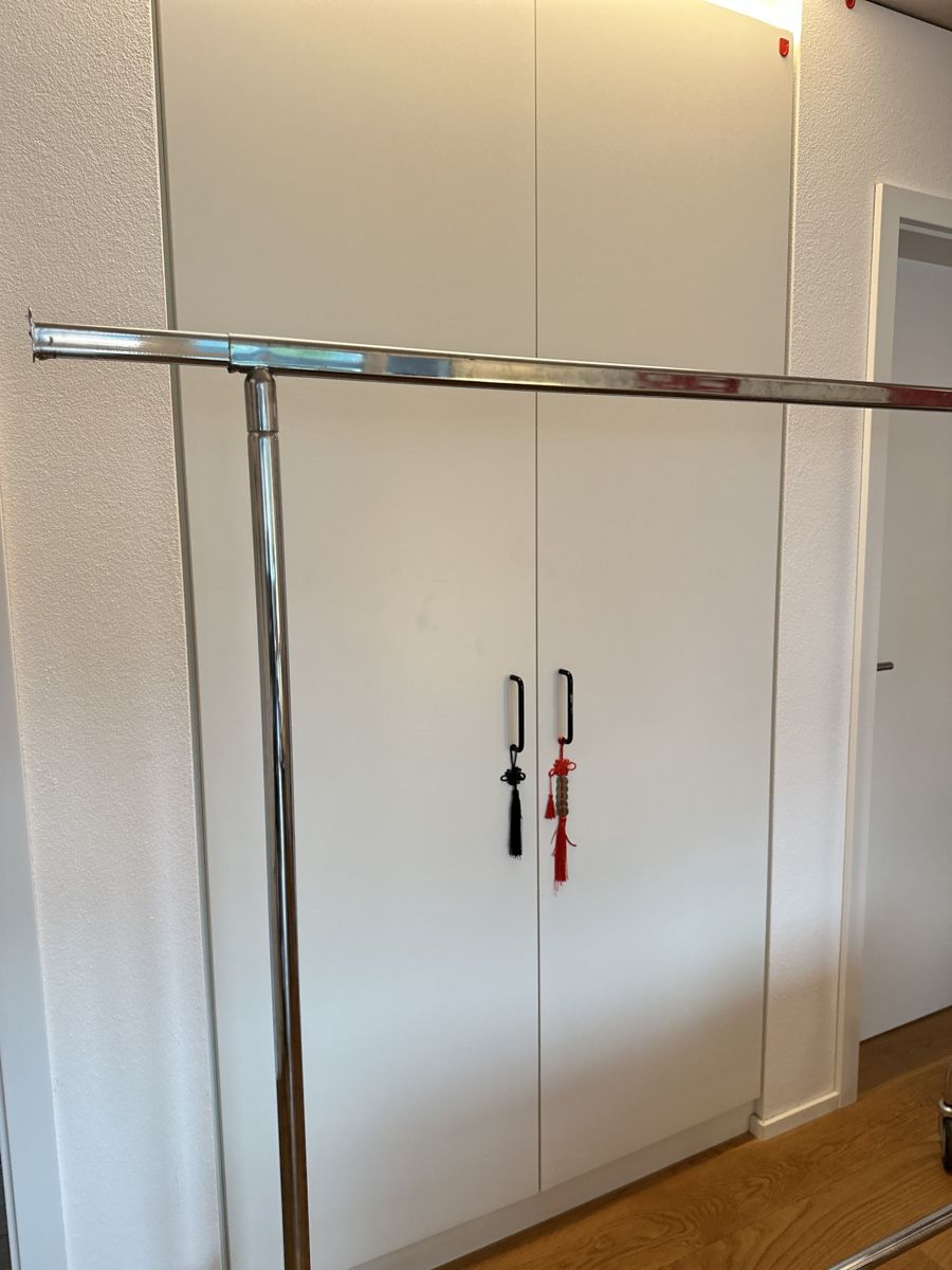 Garderobe: Kleiderstaender demontierbar – Gebraucht aus Dübendorf von zhi_b6vj 4