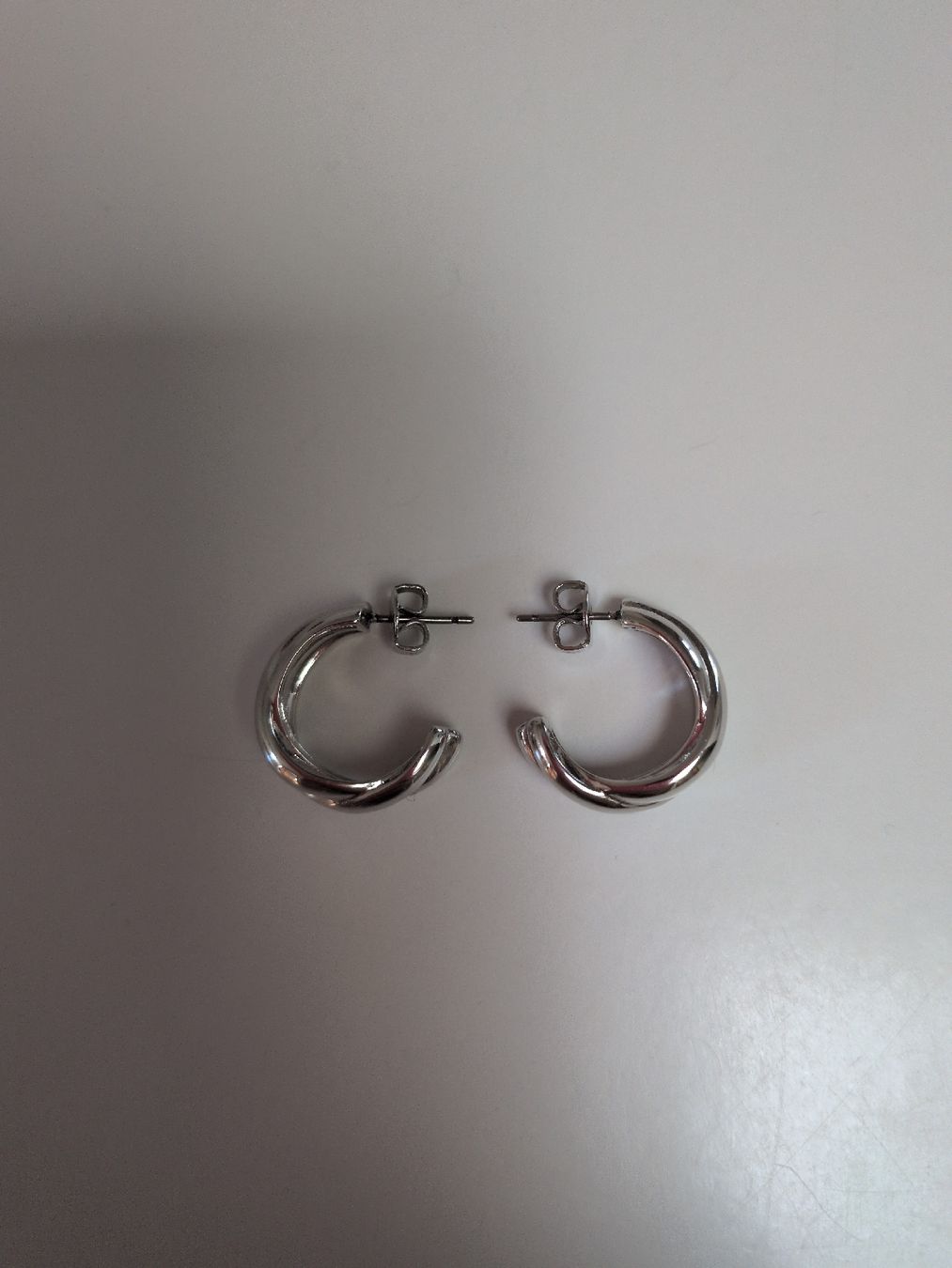 Boucles d'oreille: Modeschmuck Creolen – Neuf (Voir description) à Aarburg par Noemi.H