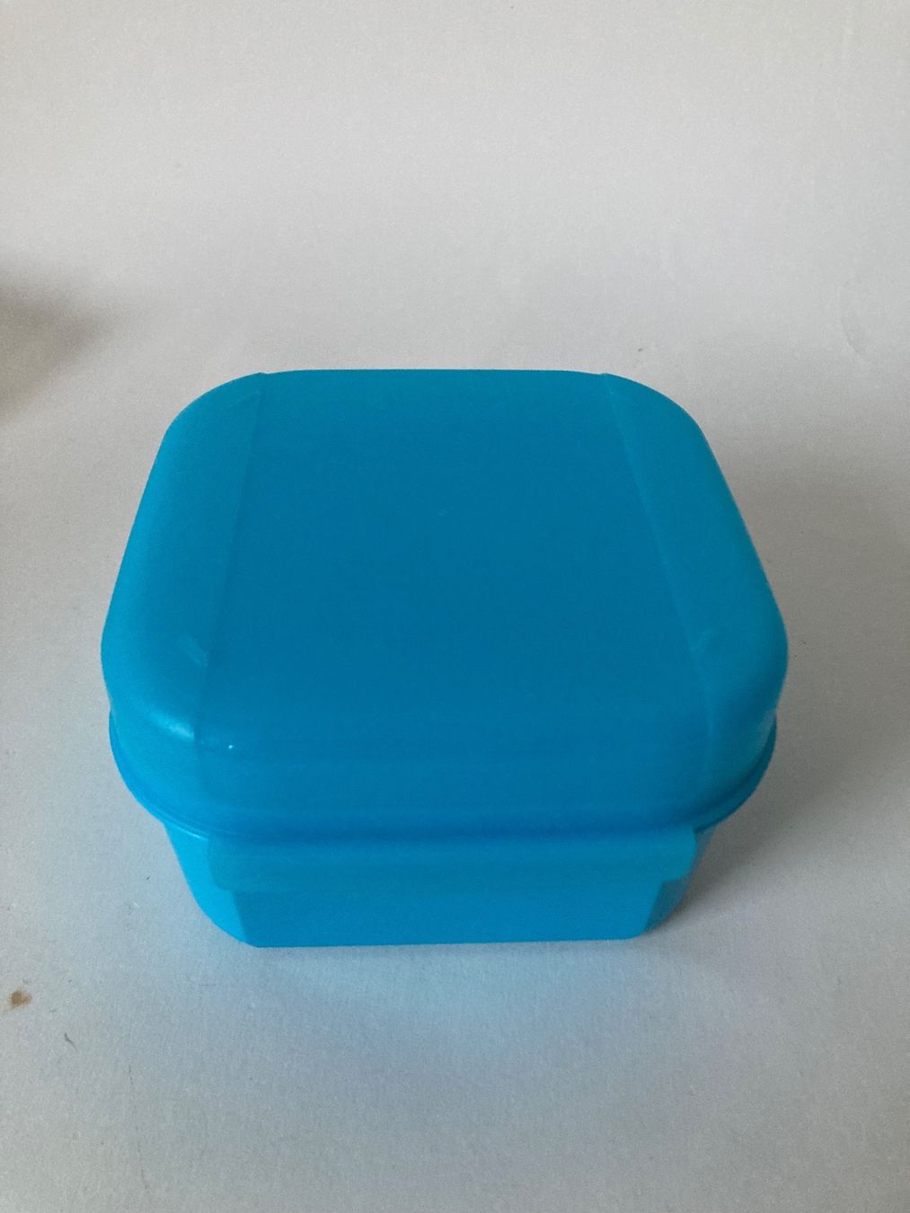 Tupperware Contenitori & Simili: Boite bleue Tupperware – Usato da Frasses venduto da soowoo12
