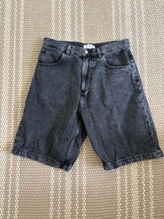 Edwin Denim Shorts schwarz Grösse M guter Zustand