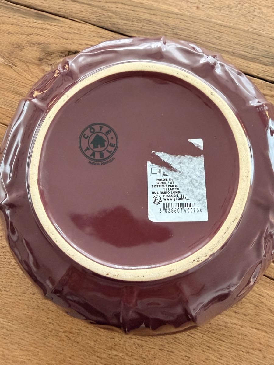 Ciotole: Cabbage Salad/Serving Bowl from Cote Table – Nuovo e nell'imballaggio originale da Rüschlikon venduto da JessicaB88 1