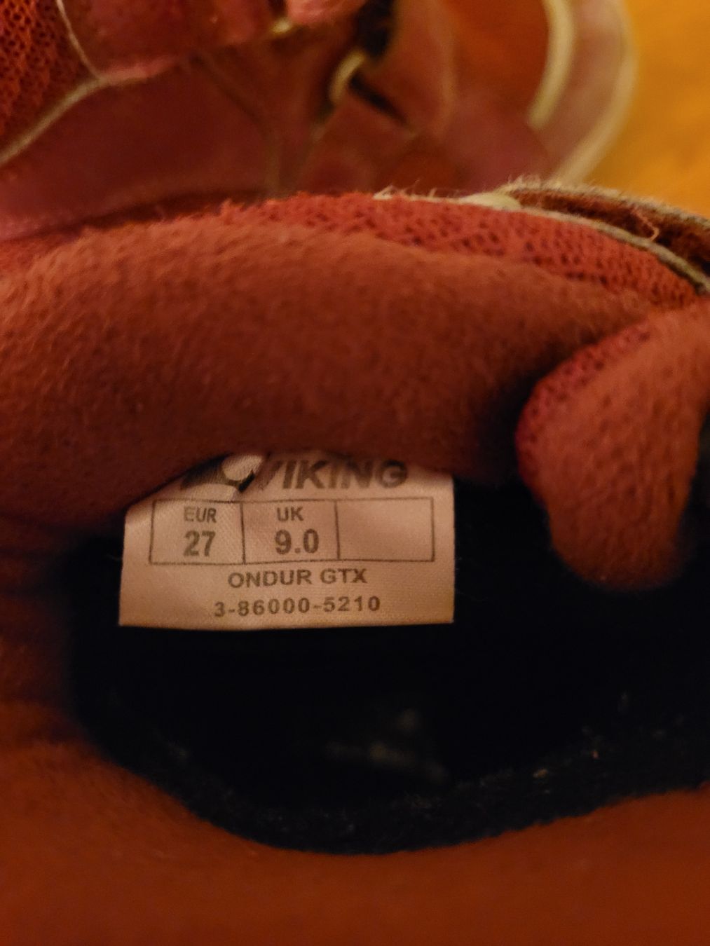 Scarpe per ragazzi: Winterschuhe Grösse 27 – Usato da Frick venduto da Spain_3 4