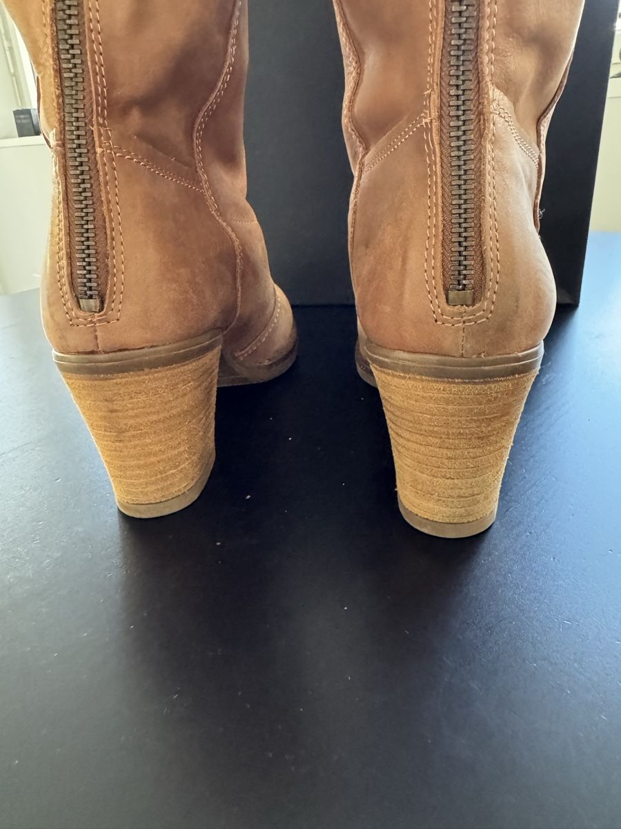 Scarpe da donna: Lederstiefel Gr. 39 camel wie Neu – Nuovo (secondo la descrizione) da Zürich venduto da Jen10 2