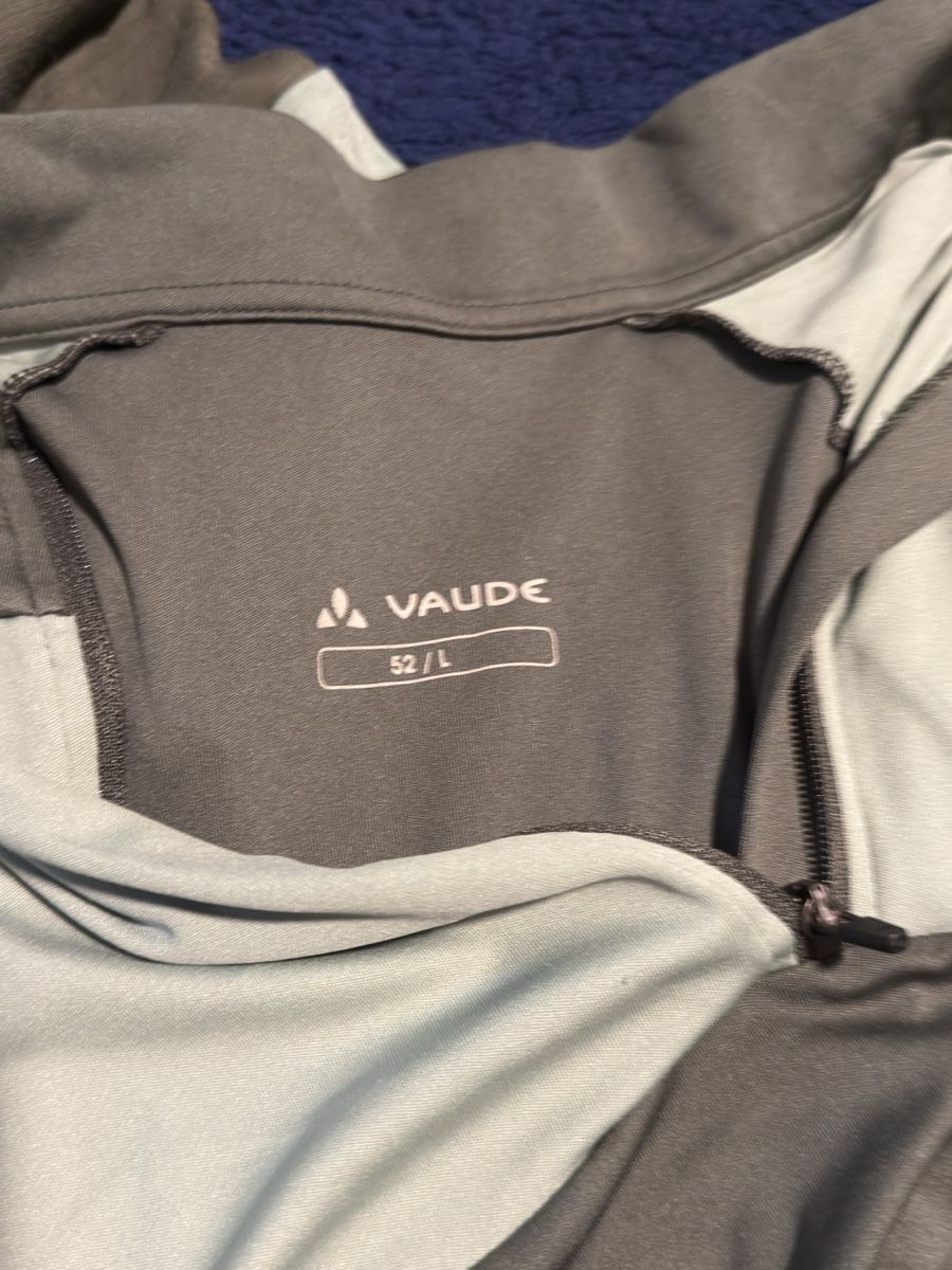 Lotti di vestiti: MTB 2 shirt 1 assos pants  – Usato da Adliswil venduto da Pligi 1