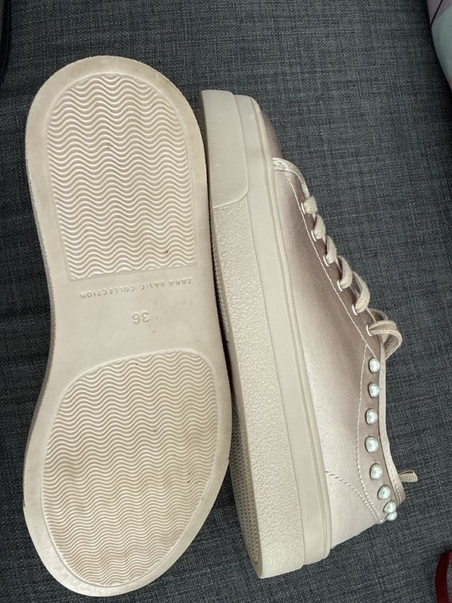 Zara Damenschuhe: Zara Basic Collection Sneaker in Beige Grösse 36 mit Perlen – Neu (gemäss Beschreibung) aus Dietikon von ter_kvs8 1