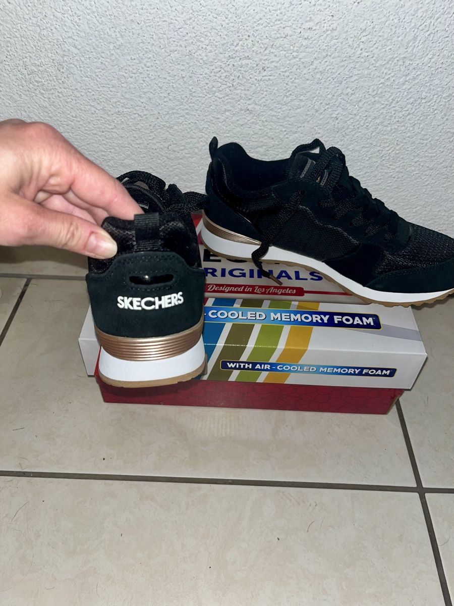 Skechers Scarpe da uomo: Neue Skechers Gold n Gurl – Nuovo (secondo la descrizione) da Oberglatt ZH venduto da vwullschleger 2