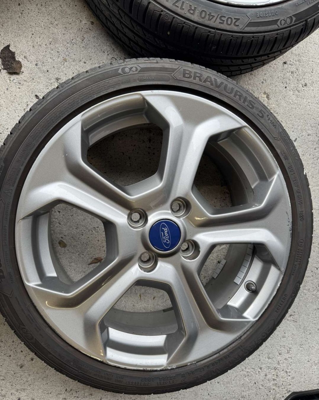 Ford Cerchioni: Felgen mit neuen Reifen – Nuovo (secondo la descrizione) da Aarwangen venduto da iiv_9dtw 4