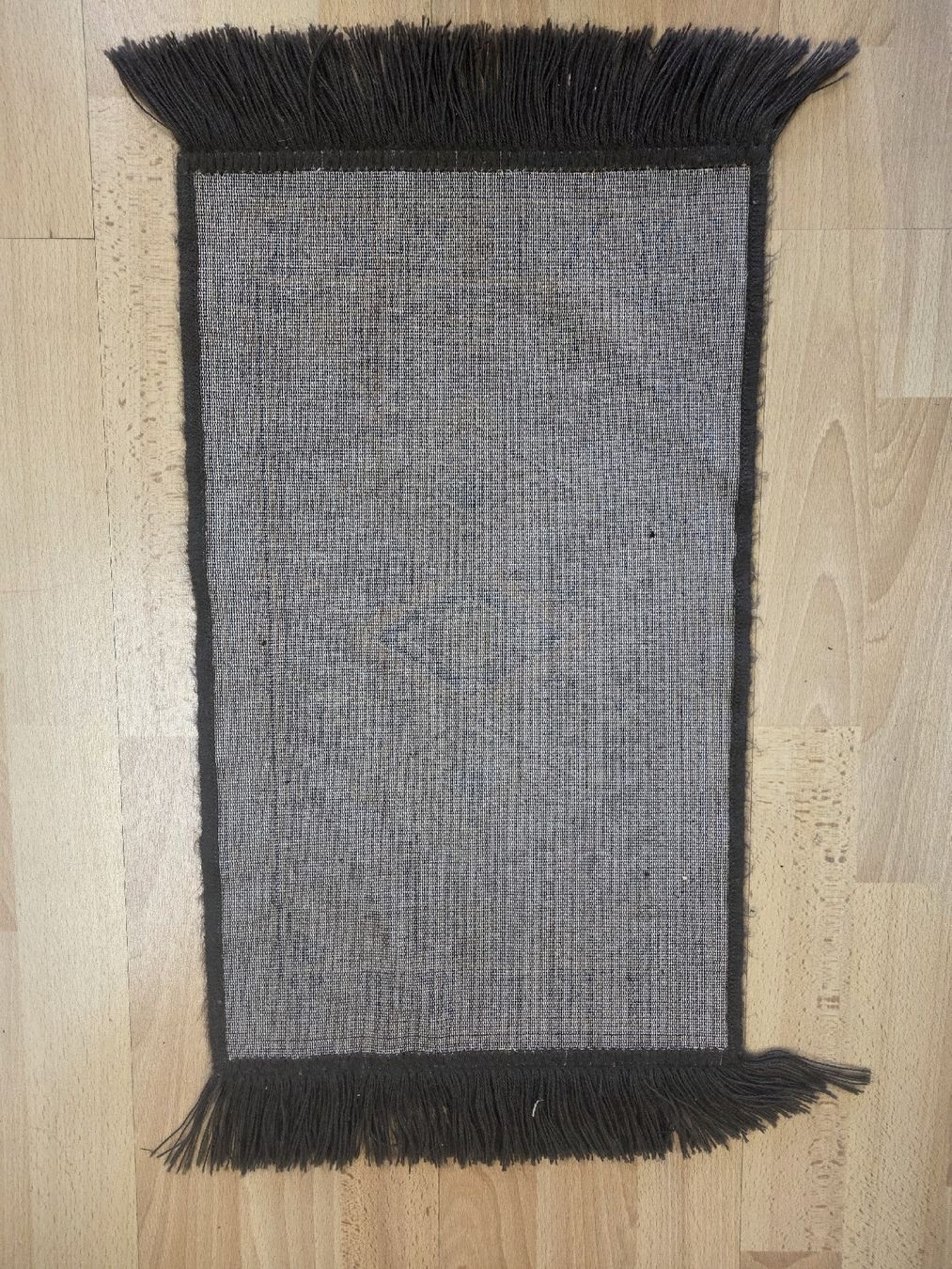 Tappeti: Kleiner Vintage Teppich, 69x34cm – Usato da Rieden AG venduto da RuvensBrocki 1