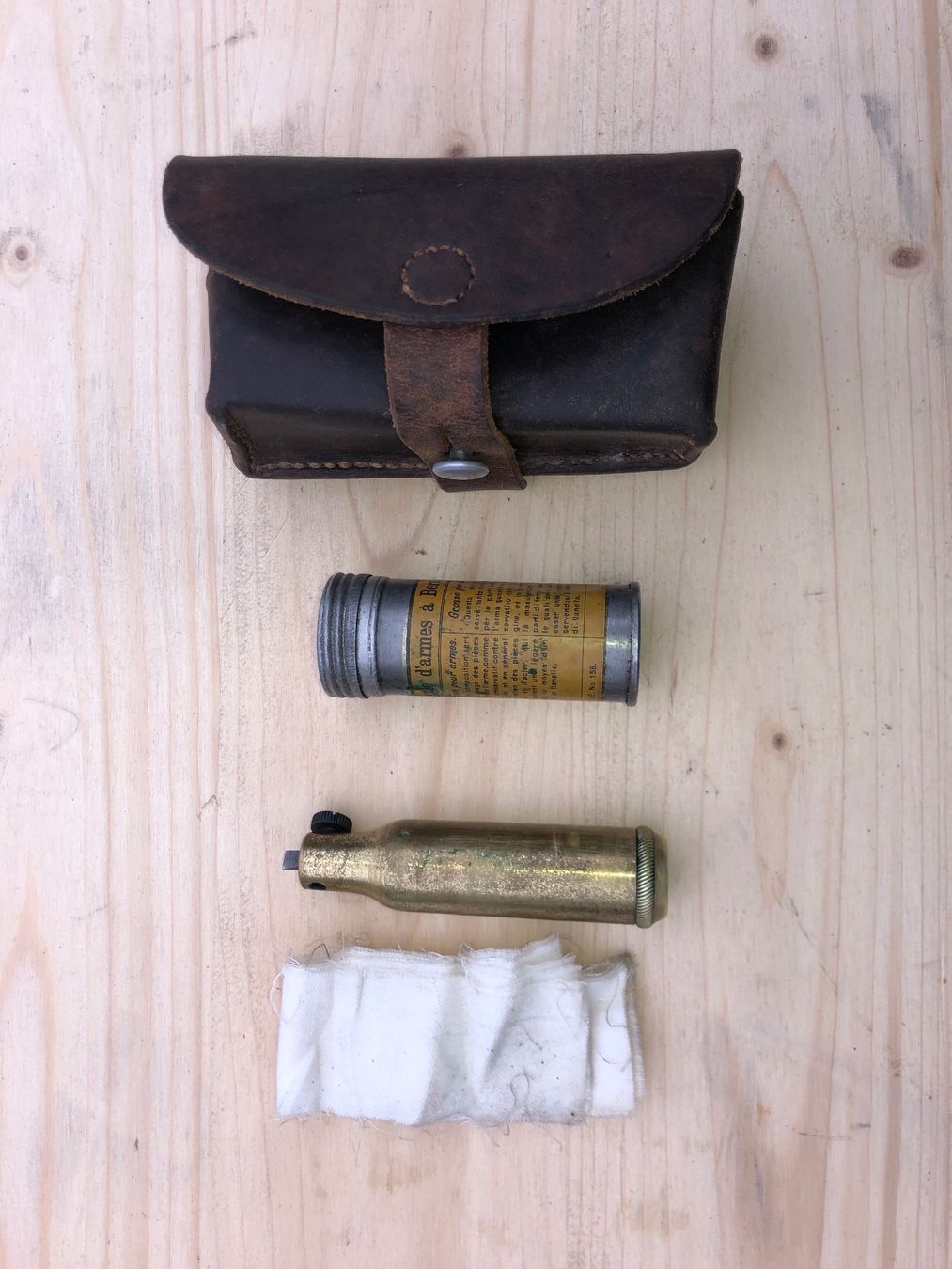 Schweizer Armee Alle Werkzeuge: Revolver / Para - Putzzeug – Gebraucht aus Magden von Hornet2 2
