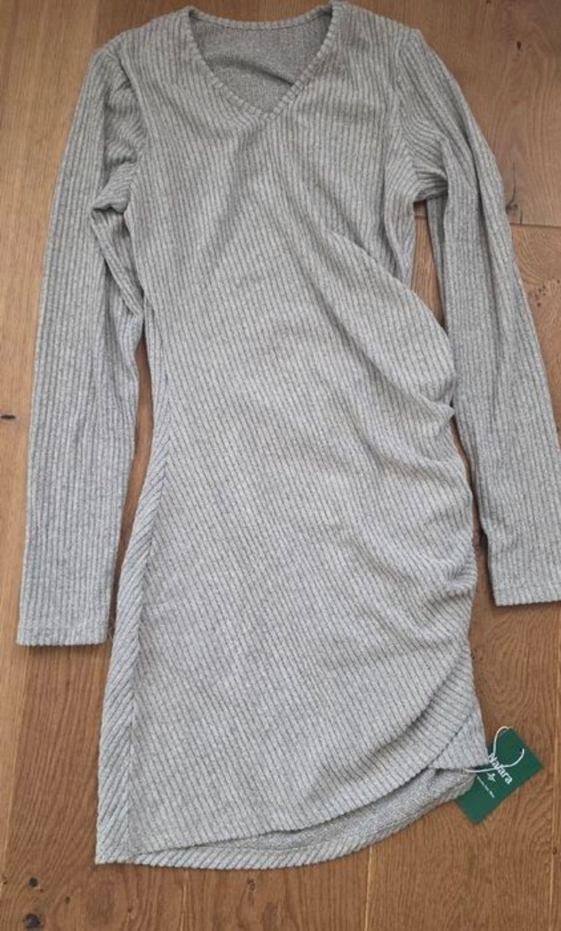 Halara Lotti di vestiti: Halara Kleiderpaket M – Nuovo (secondo la descrizione) da Beromünster venduto da Lauramani 4