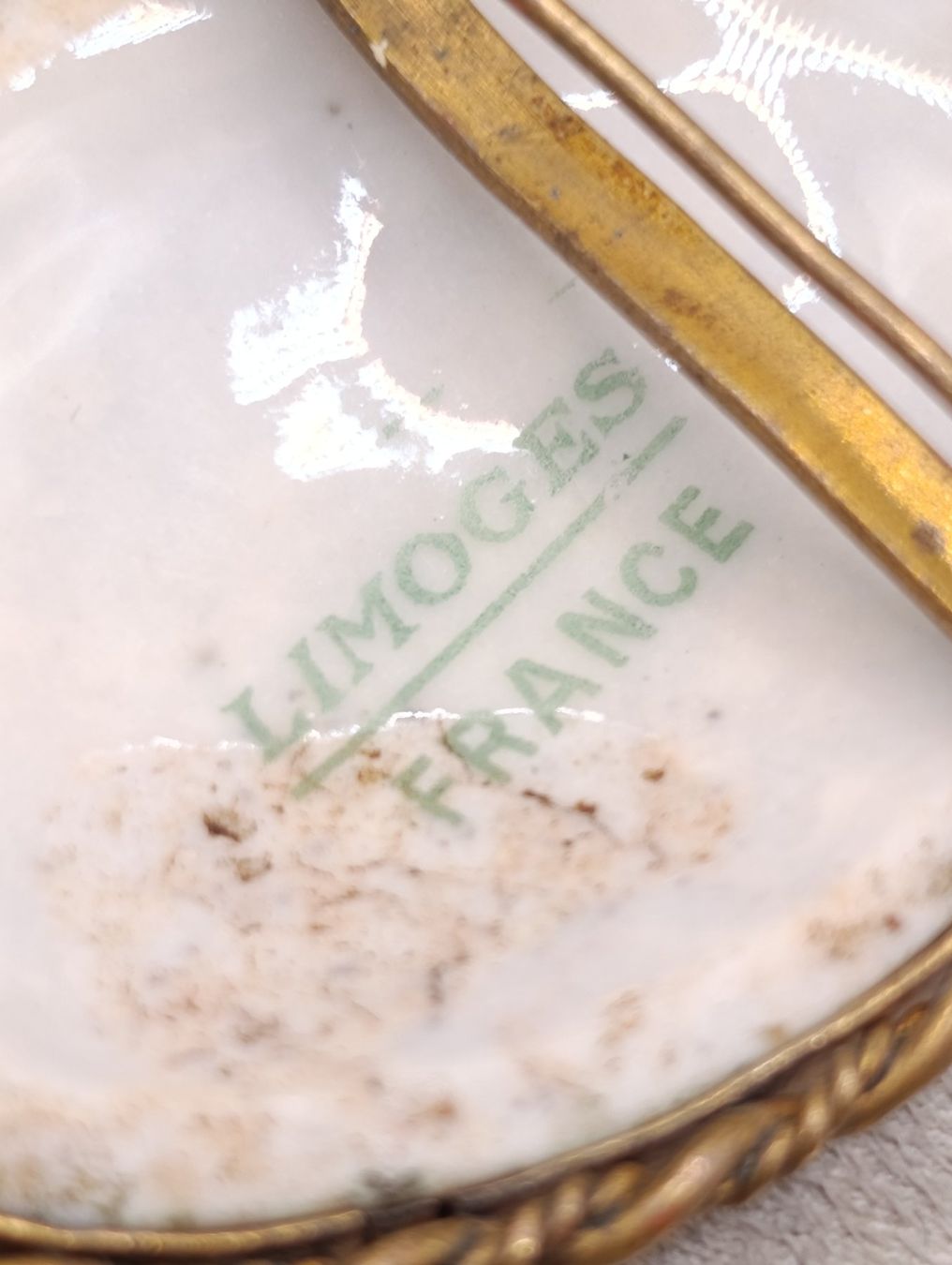 Spille & Fermagli: Jugendstil einmalige Limoges Brosche Lupen Malerei Bronze – Usato da Steffisburg venduto da 1.Schmuckschatulle 5