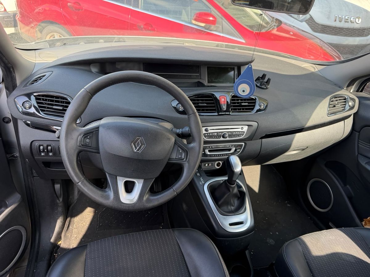 Renault Automobili: Renault Scenic silber 7 Platz!! – Usato da Schlieren venduto da rab_vs6y 3