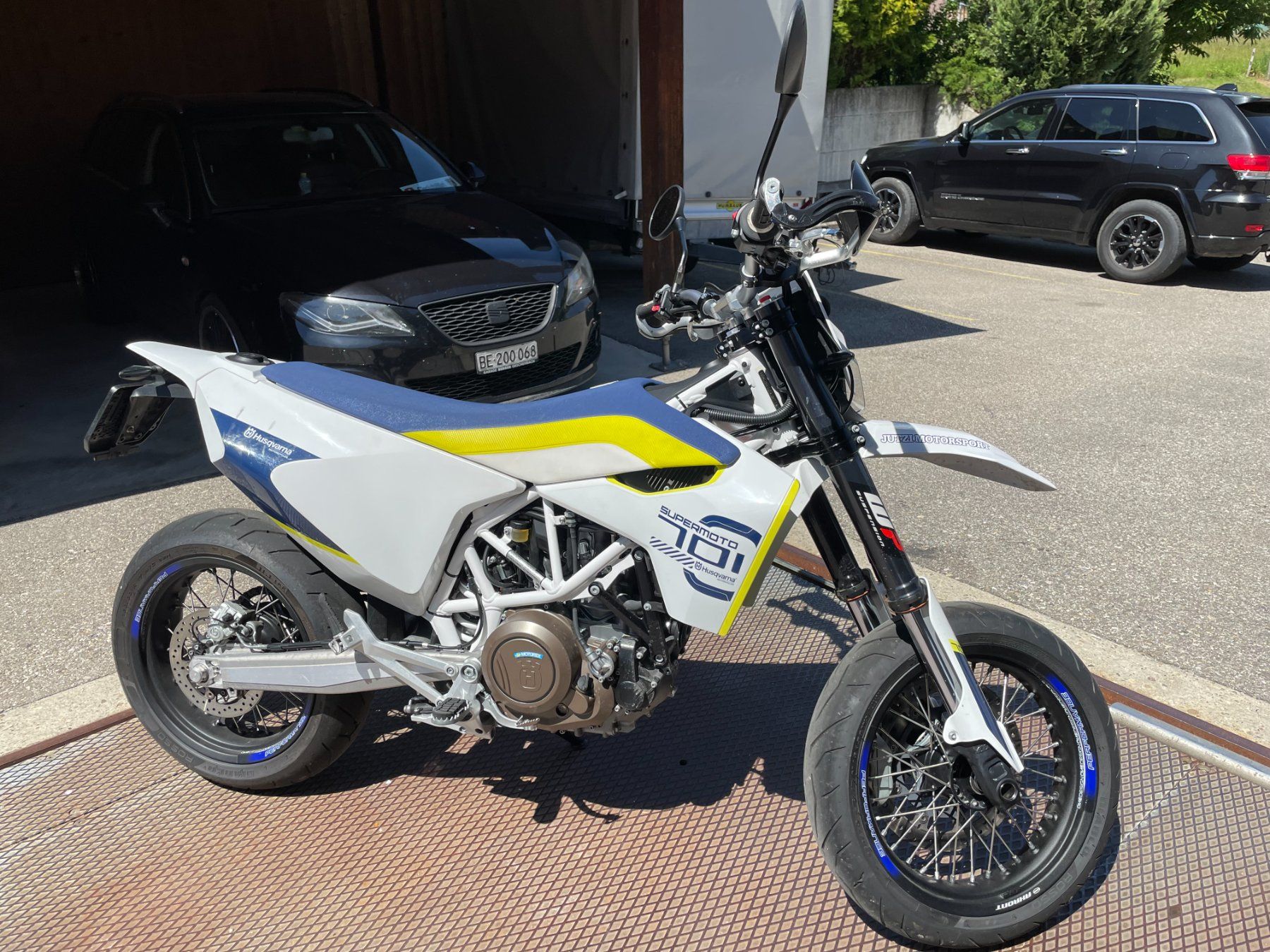 Husqvarna Strada: Husqvarna 701 Supermoto – Usato da Sumiswald venduto da sar_bqh7