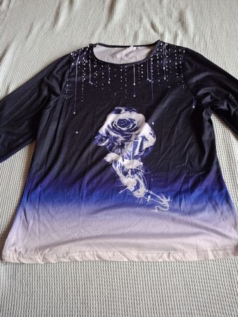 Pull léger longues manches taille M 