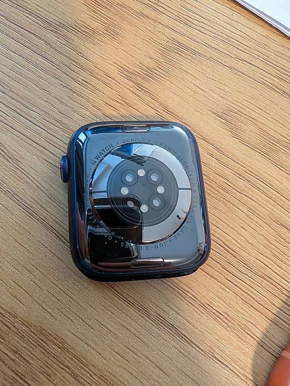 Apple Smartwatch: Apple Watch Series 6 GPS und Cellular – Usato da Winterthur venduto da up. 3