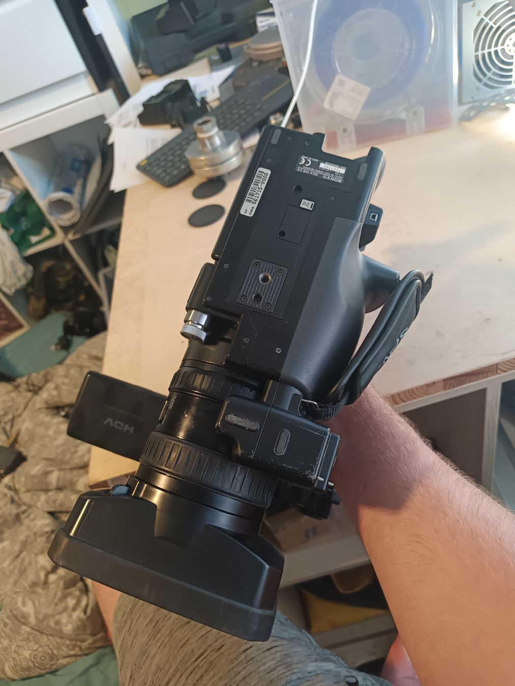 Sony Videocamere: sony HVR-Z1E – Difettoso da Glattbrugg venduto da Lars_01 1