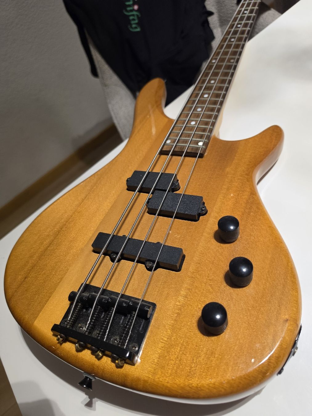 Strumenti musicali: Bass Gitarre Stagg – Usato da Schuepfheim venduto da Guttime 1