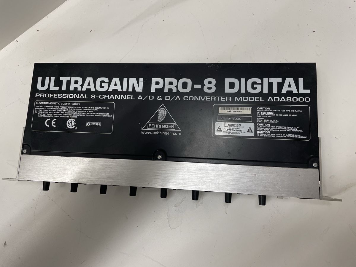 Behringer Equalizzatori: Behringer Ultragain Pro8 Digital ADA8000 – Usato da Zürich venduto da haeschesnonid 1