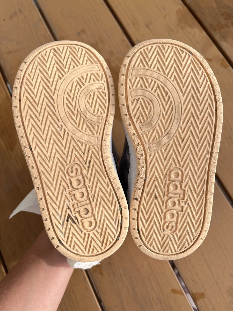 Adidas Scarpe per ragazzi: Kinderschuhe Adidas Gr. 25 – Usato da Salenstein venduto da gal_npx7 1