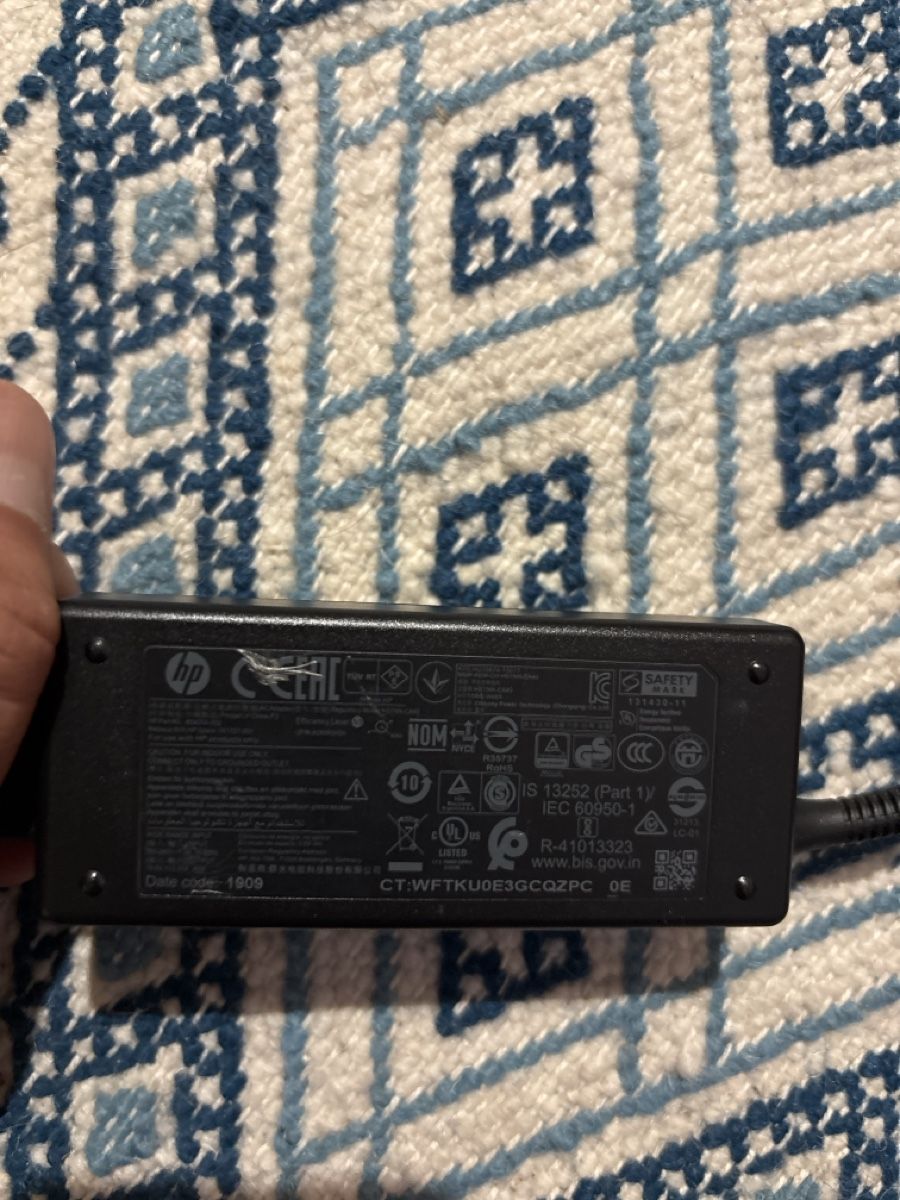 Hewlett Packard Caricabatterie: Alimentation HP  bon état – Usato da GENÈVE venduto da Gaasss 2