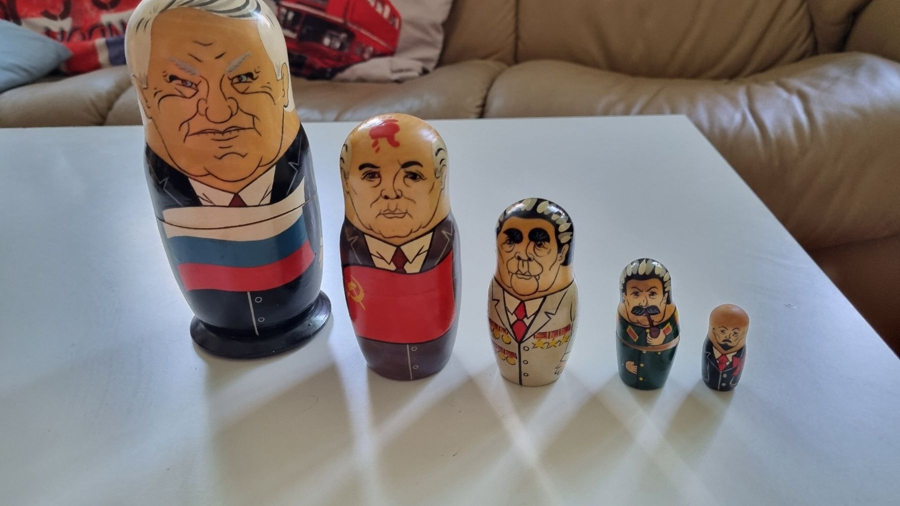Statuette: matroischka  poupée russe de 5 pièces – Usato da La Chaux-de-Fonds venduto da mikilo1 1
