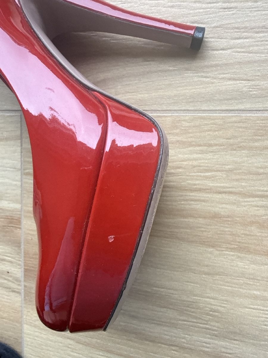 Gucci Damenschuhe: Gucci red pumps 36 – Gebraucht aus Gland von dan_hxf7 3