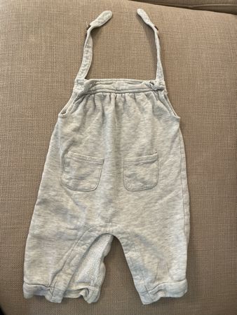 2x Latzhose Grösse 74