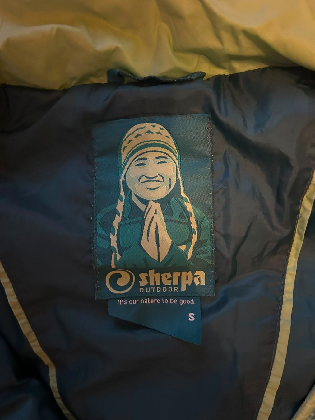 Sherpa Giacche: Sherpa Daunenjacke – Usato da Basel venduto da AlineAssi1234 1
