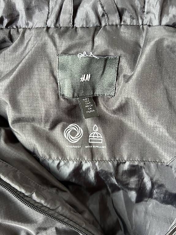 Giacche: Daunenjacke Gr. S H&M – Usato da Mammern venduto da engel192 2