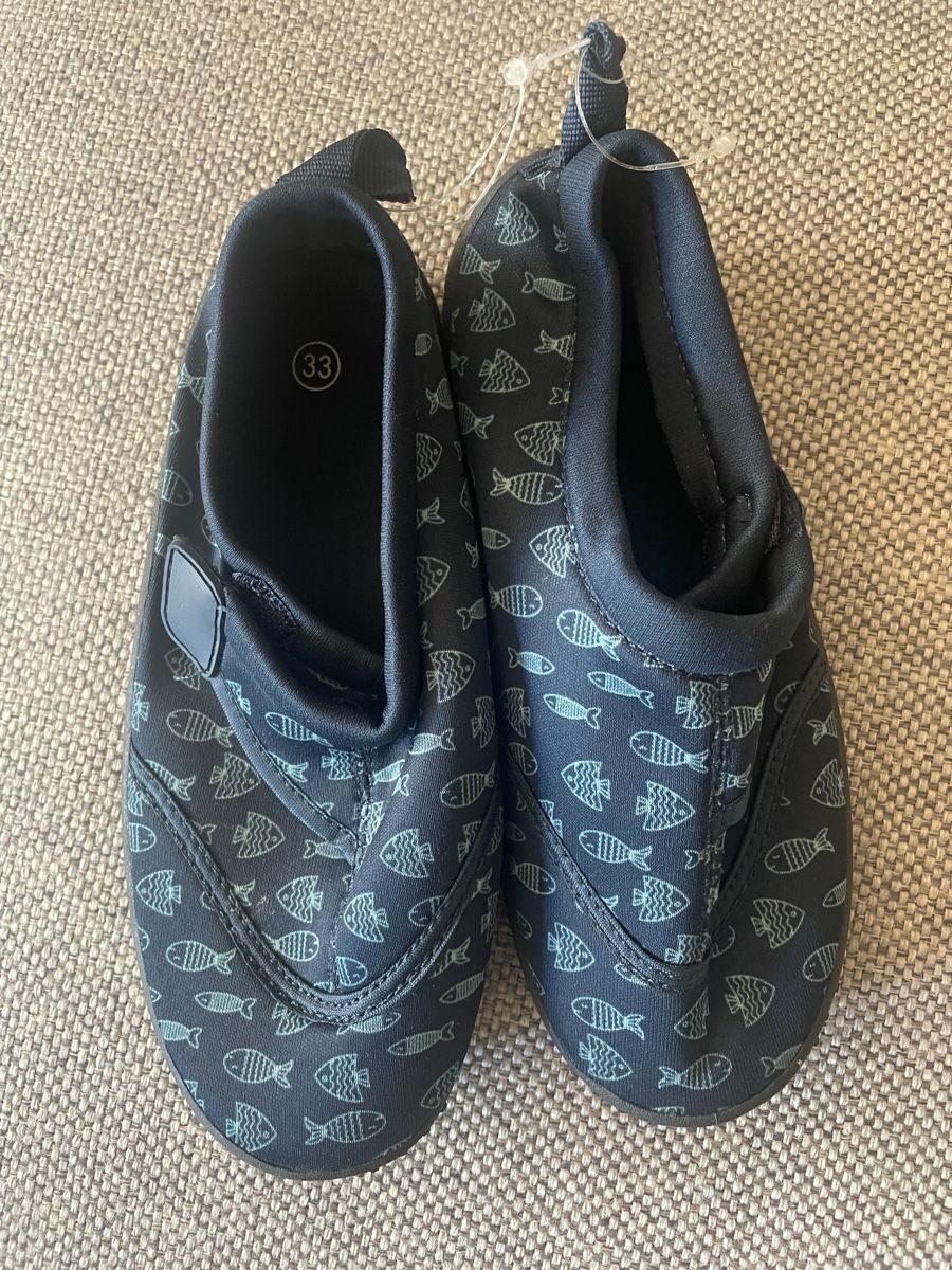 Schuhe für Jungen: Bade-, Wasserschuhe Gr 33 – Neu und originalverpackt aus Aesch ZH von Goonies_1