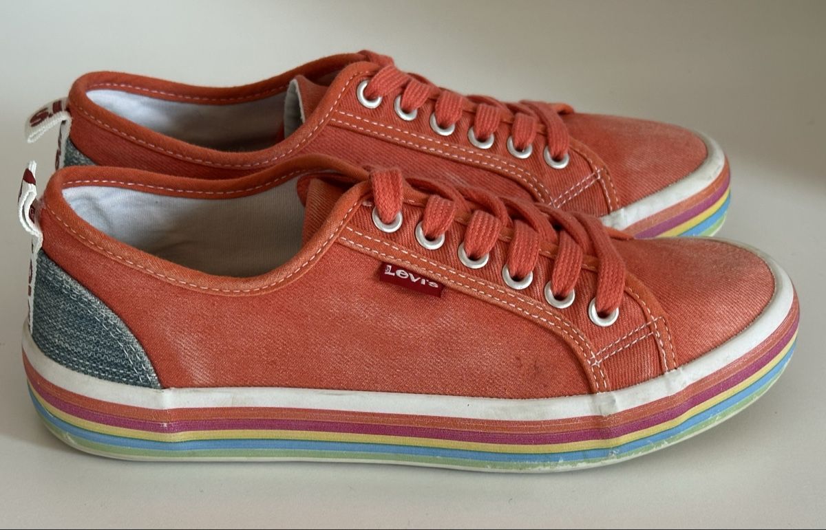 Levi's Scarpe da donna: Scarpa sneaker Levi’s – Usato da Castel San Pietro venduto da Moregi 1