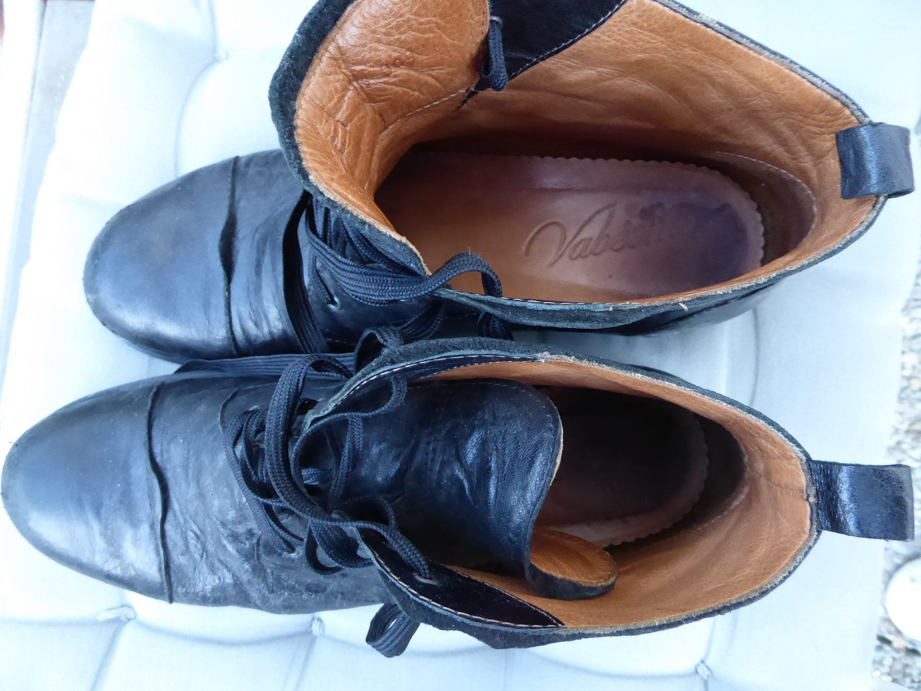 Vabeene Scarpe da donna: Vabeene Winterschuh Leder Gr. 39 1/2 schwarz – Usato da Langenthal venduto da Drathesel 2