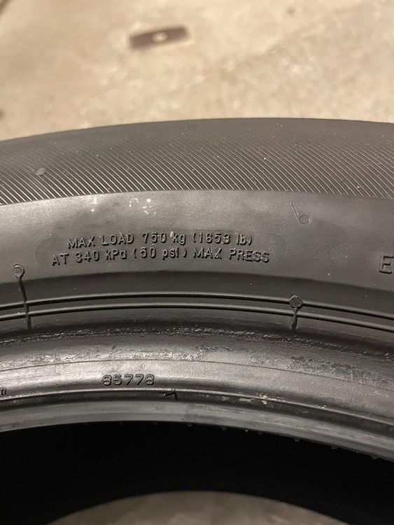 4x Sommerreifen Volkswagen Passat B8 215/55 R17 98W 6