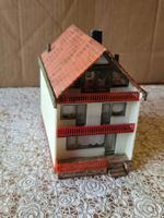 dörfliches Mehrfamilienhaus  H0