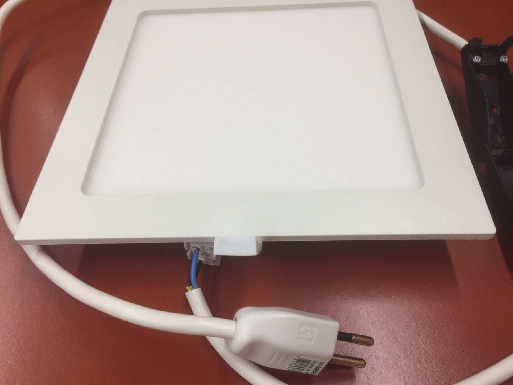 Ikea Lampadari & plafoniere: Deckenlampe 16W LED-Neuwertig!. – Nuovo (secondo la descrizione) da Bolligen venduto da Astrophysiker06 2