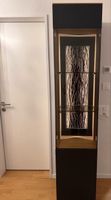 Massivholz-Designvitrine, Schwarz mit Beleuchtung / NEU!