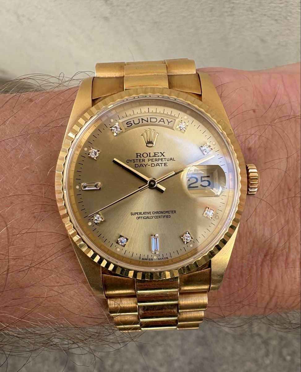 Rolex Montres: Rolex Day-date, diamond dial, reference 18238 – D'occasion à Basel par hmod