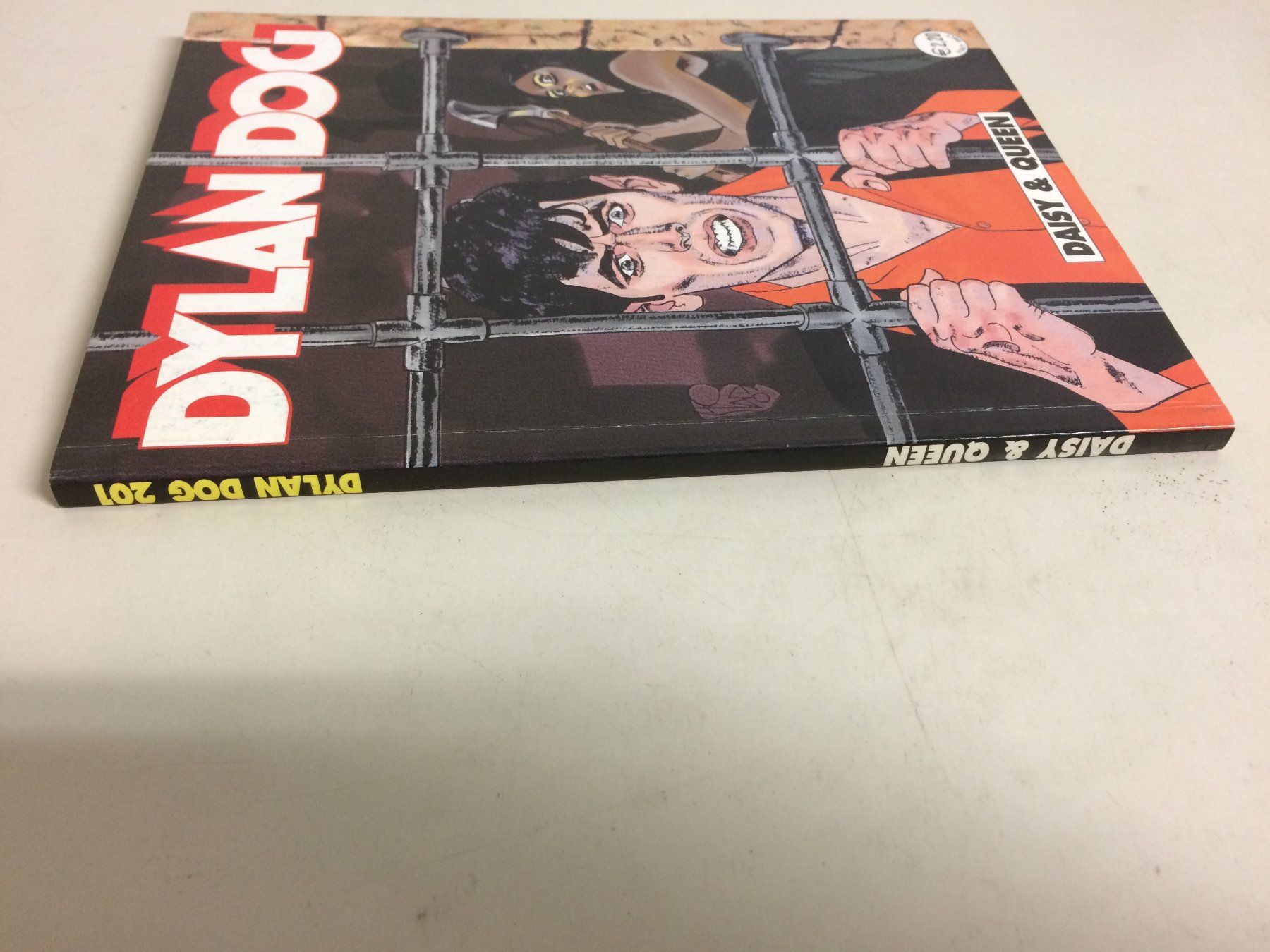 Fumetti: DYLAN DOG # 201 DAISY & QUEEN Sergio Bonelli Ed. 2003‪ – Usato da Vezia venduto da Aquarius_Age 3