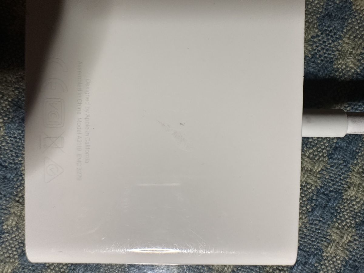 Apple Unità & Adattatore: Apple - USB‑C Digital AV Multiport Adapter – Usato da Zürich venduto da gel_8npg 4