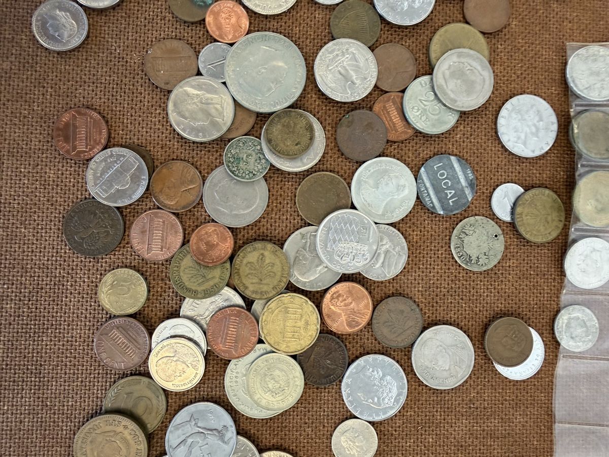Tutti le monete: Collection de pieces de monnaie diverses  – Usato da montreux venduto da Always-Good 5