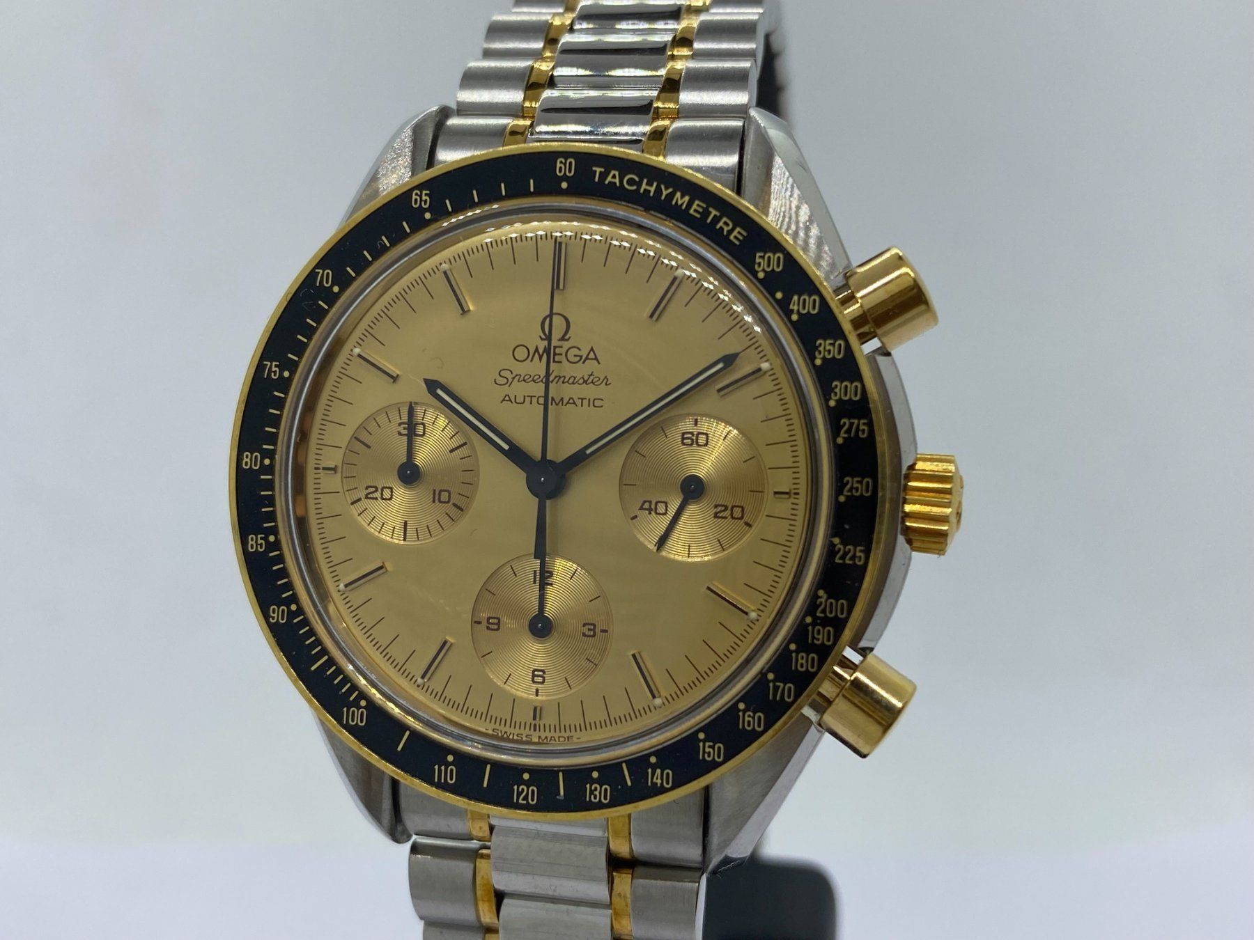 Omega Orologi: OMEGA Speedmaster 39mm Automatik – Usato da Arch venduto da Karibu19 6